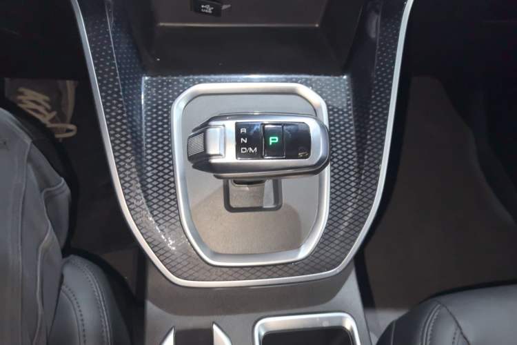 Used Haval M6 2023 PLUS 1.5T DCT Elite Smart Connectivity Model
