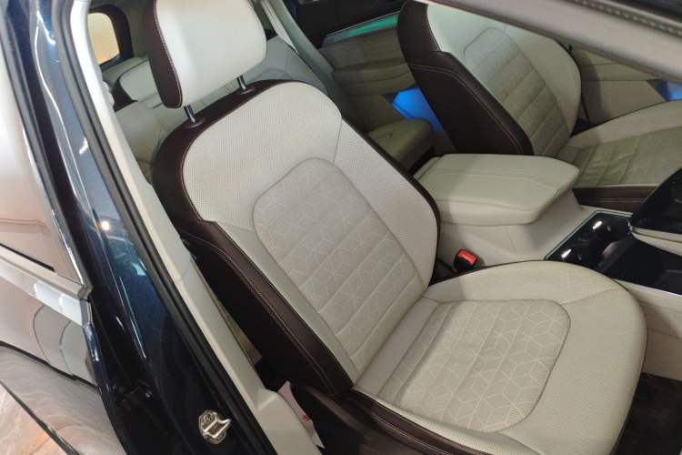 Used Volkswagen Talagon 2022 380TSI All-Wheel-Drive Luxury Prestige Pro 7-Seater