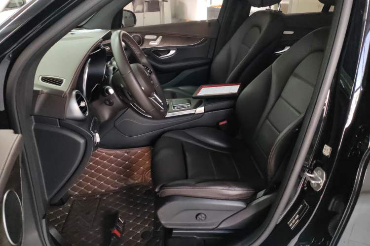 Used Mercedes-Benz GLC 2020 GLC 300 L 4MATIC Dynamic Edition
