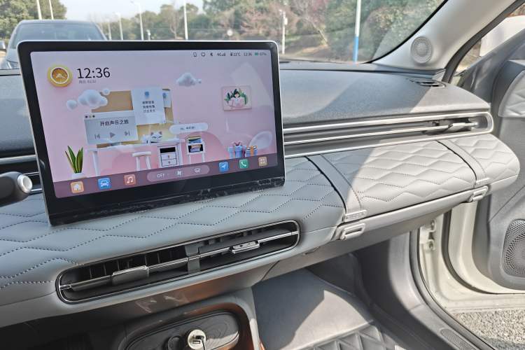 Used Dongfeng NAMMI 01 2024 New Edition 330 Plus Smart+
