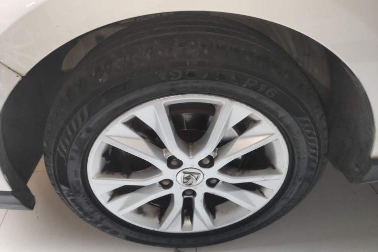 Used Baojun 730 2016 1.5L Manual Comfort Version 7 Seats China V Emission Standard
