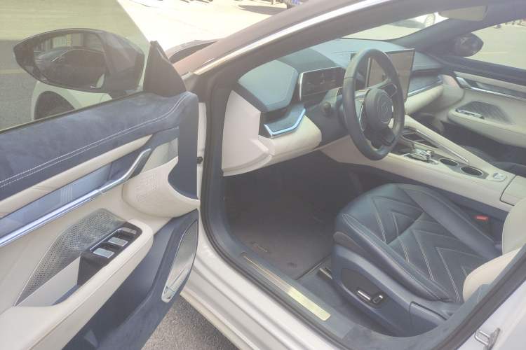 Used Zeekr 001 2022 Long-Range Dual-Motor WE Edition
