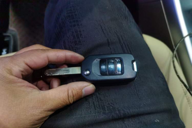 Used Honda Accord 2015 2.0L LX Comfort Edition
