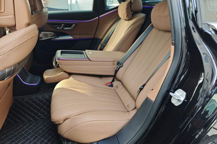 Used Mercedes-Benz E-Class 2024 E 300 L Luxury Model
