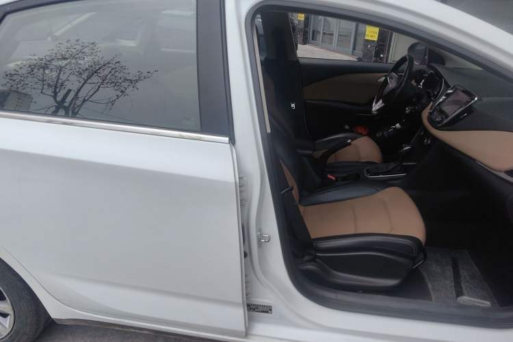 Used Chevrolet Monza 2020 320 Automatic Enjoyment Edition