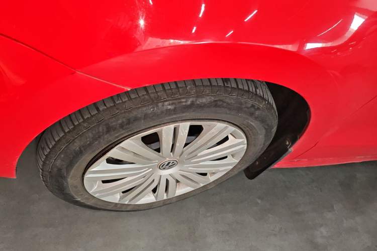 Used Volkswagen Polo 2016 1.6L Automatic Comfort Model