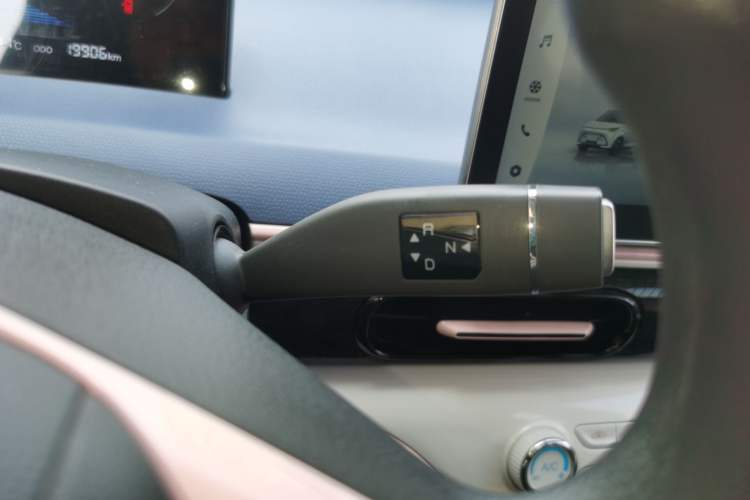 Used Cowin October 2023 201km Wave Rider Edition
