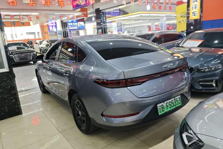 Used BYD Qin PLUS 2025 DM-i Smart Drive 55KM Leading Model