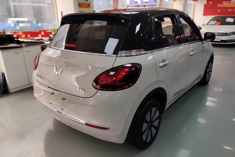 Used Wuling Bingo 2023 333 km Lingxi Connected+ Version
