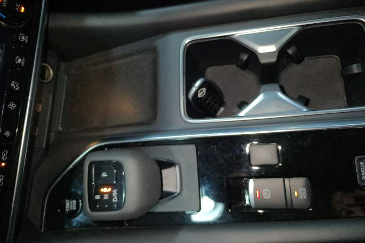 Used Nissan Terra 2024 380 VC-TURBO Two-Wheel Drive Smart Edition 6 Seats