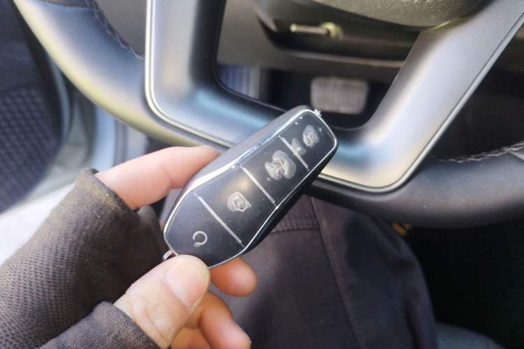 Used BYD Qin PLUS 2025 DM-i Smart Drive 120KM Superior Model
