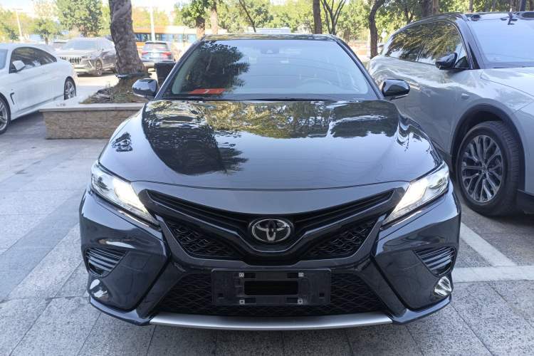 Used Toyota Camry 2019 2.5S FENGSHANG Version China VI Standard
