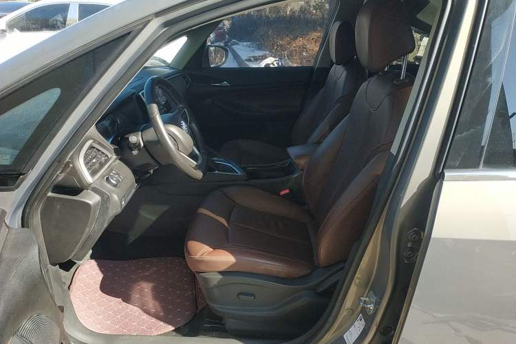 Used Buick GL6 2019 18T 6-Seater Connected Luxury Version China VI Standard