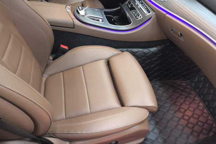 Used Mercedes-Benz E-Class 2022 Second Facelift E 300 L Sporty and Stylish Edition
