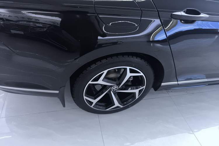 Used Volkswagen Magotan 2023 2 Million Units Commemorative Edition 330TSI DSG Luxury Version