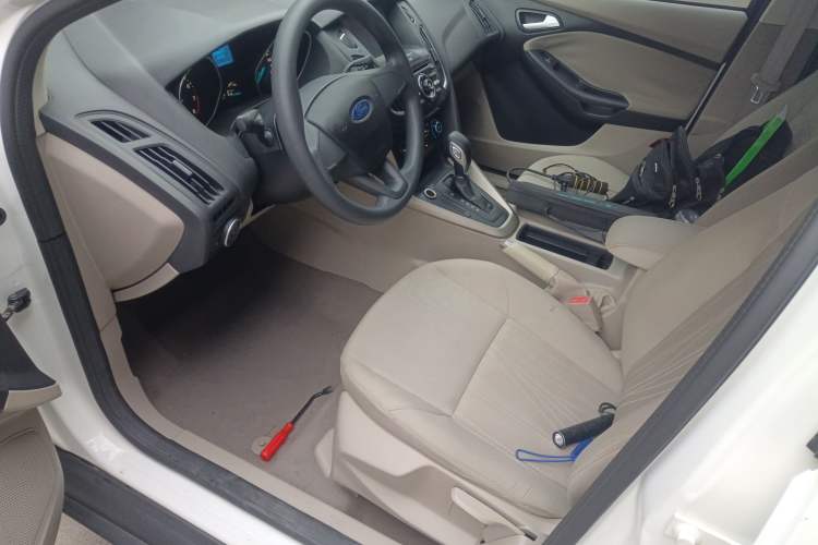 Used Ford Focus 2015 Sedan 1.6L Automatic Comfort Model