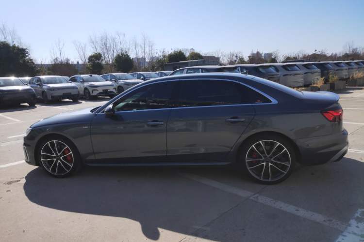 Used Audi A4L 2022 45 TFSI quattro Prestige Dynamic Edition
