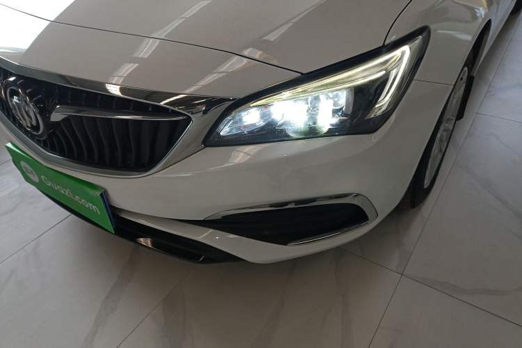 Used Buick Verano 2019 Sedan 20T Dual-Clutch Leading Model