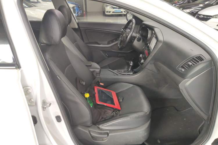 Used Kia K5 2014 2.0L Automatic LUXURY
