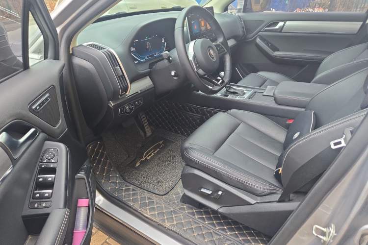 Used BYD Tang 2018 2.0T Automatic SmartConnect Prestige 7-Seater China V Standard
