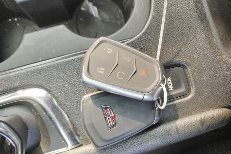 Used Cadillac XT5 2018 25T Luxury Model
