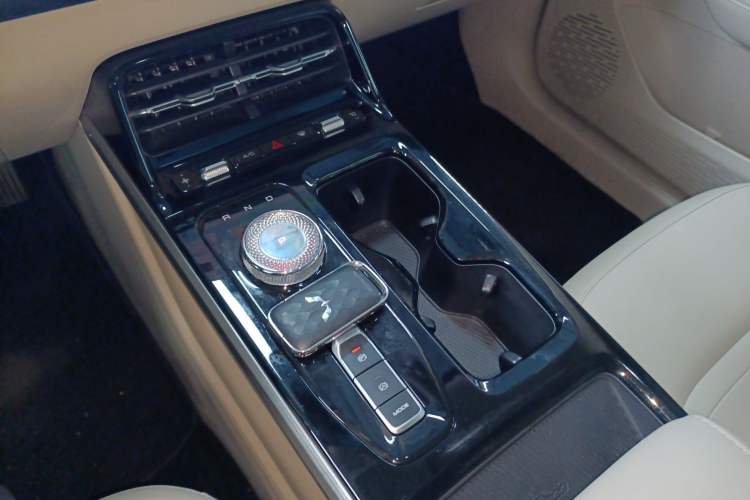 Used Wuling Xingguang 2024 Co-Creation Edition 510 Advanced Model