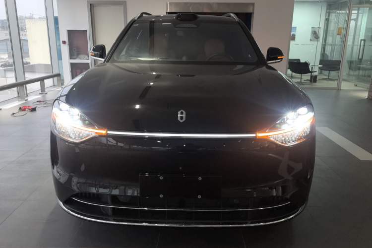 Used Hima AITO M9 2024 Range-Extended Ultra Version 42 kWh 6-Seater Model
