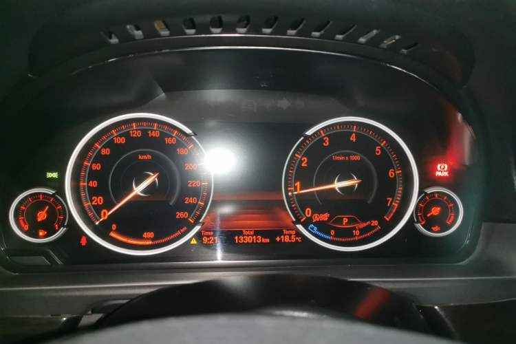 Used BMW 5 Series 2014 525Li Luxury Design Package
