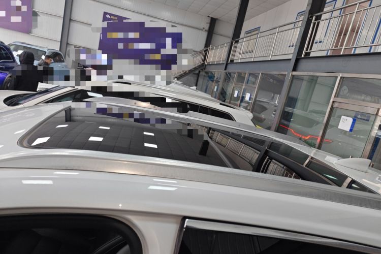 Used Cadillac XT4 2018 28T Two-Wheel Drive Leading Version
