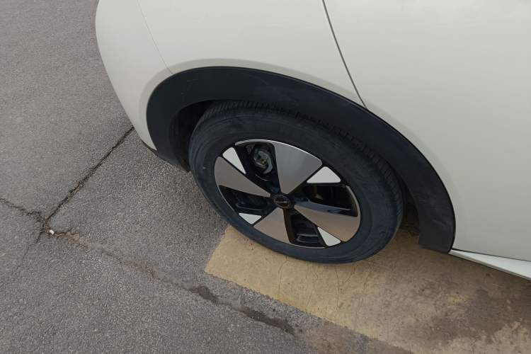 Used BYD Dolphin 2023 420 km Fashion Edition