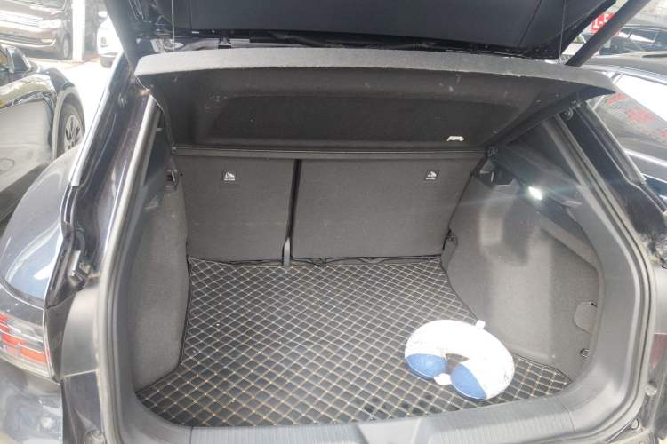 Used Volkswagen ID.4 CROZZ 2022 Long-Range PURE+ Edition