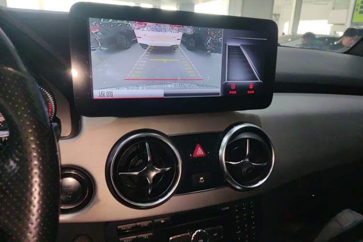 Used Mercedes-Benz GLK-Class 2015 GLK 300 4MATIC Fashion Edition Ultimate Version