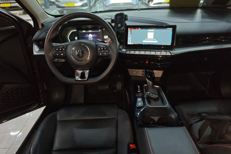 Used MG 5 2021 Revised Version 180 DVVT CVT Youth Luxury Edition