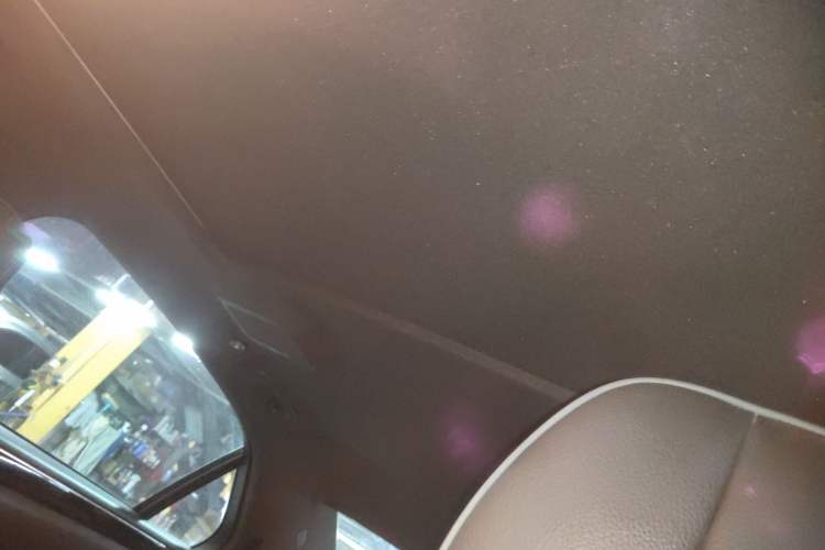 Used Mercedes-Benz E-Class 2015 Facelift E 200 L Sport Edition
