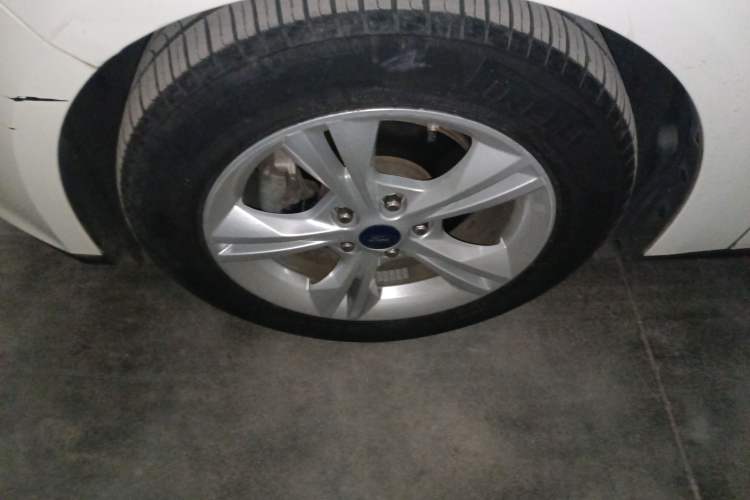 Used Ford Focus 2012 Hatchback 1.6L Automatic Fashion Edition
