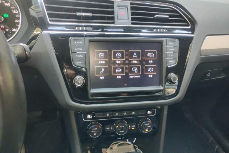 Used Volkswagen Tiguan L 2018 330TSI Automatic Two-Wheel Drive Comfort Edition
