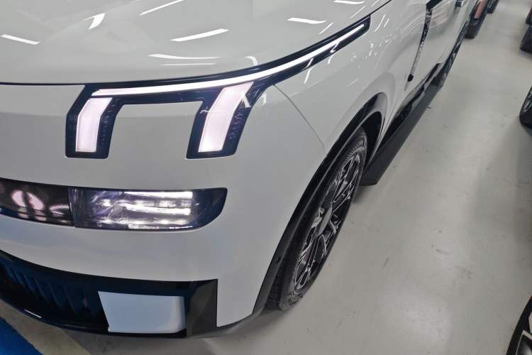 Used Lynk & Co 900 2025 1.5T Ultra
