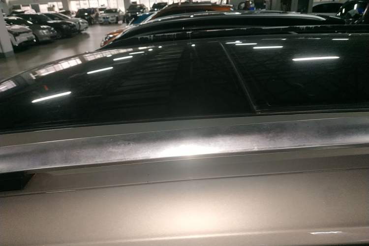 Used Volkswagen Tiguan L 2019 330TSI Automatic Two-Wheel Drive R-Line Flagship Model China VI Standard