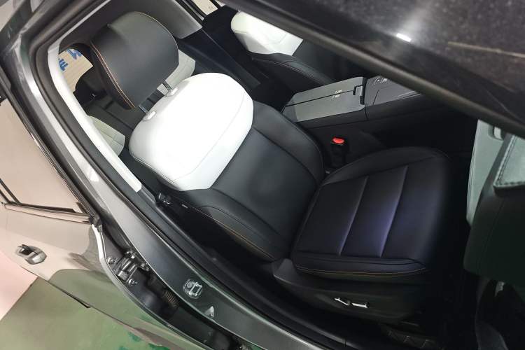 Used  BJ30 2024 1.5T Light Wilderness Pro Edition
