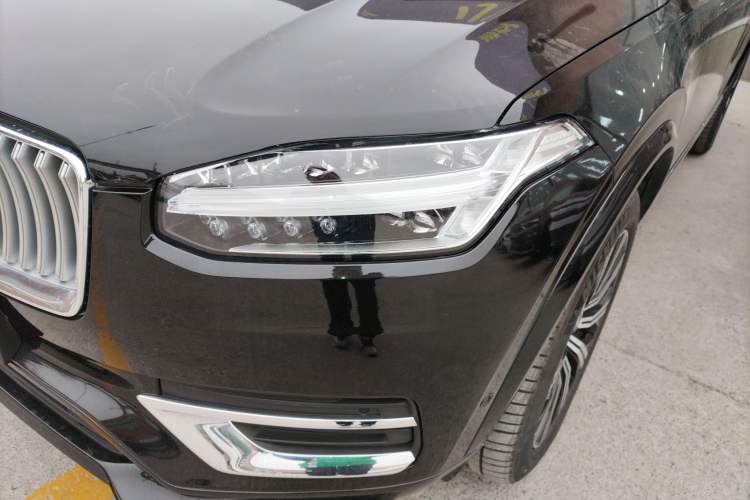 Used Volvo XC90 2023 B6 Zhiya Luxury 7-Seater
