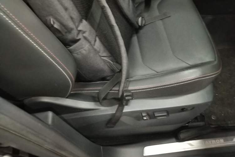 Used Volkswagen Tayron 2020 330TSI Two-Wheel Drive Luxury Smart Connectivity Version