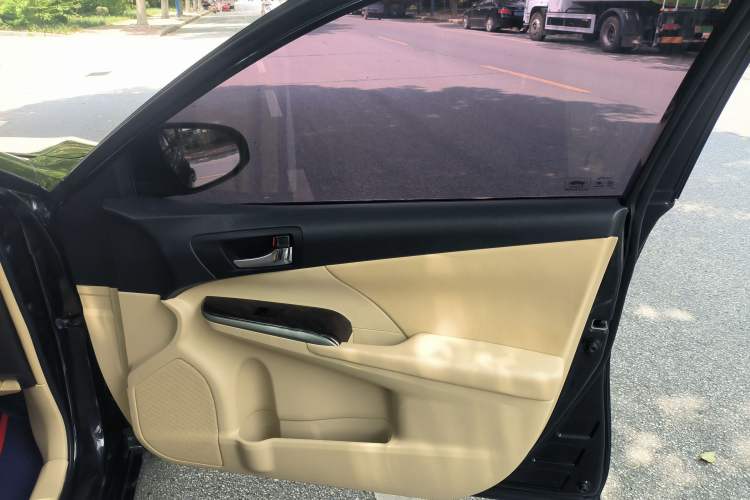 Used Toyota Camry 2016 2.0G 10th Anniversary Leading Edition