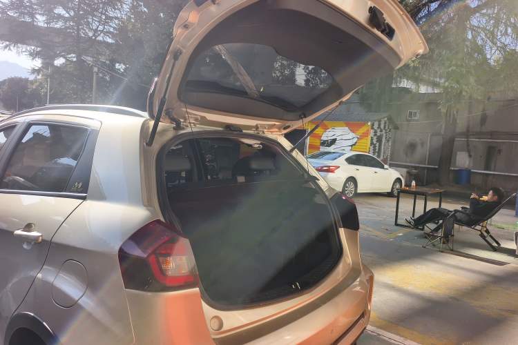 Used Geely Auto Vision X3 2021 PRO 1.5L CVT Deluxe Model
