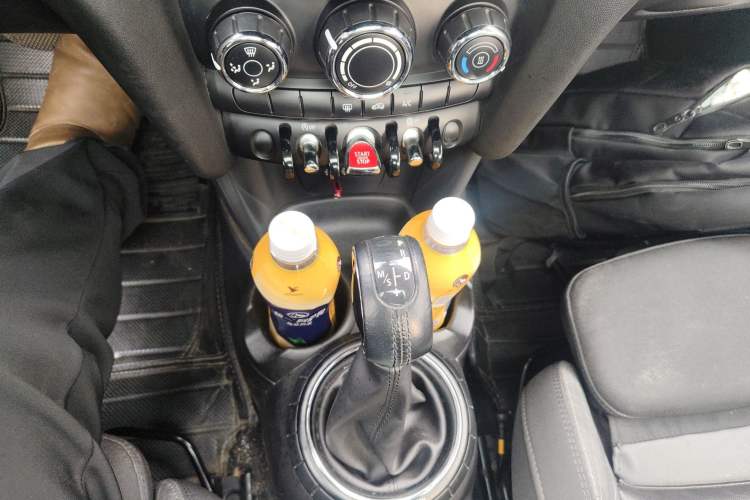 Used  MINI 2015 1.5T COOPER Fun Five-Door Edition