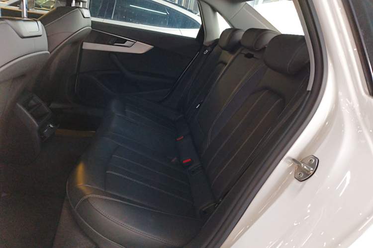 Used Audi A4L 2020 40 TFSI Fashion Dynamic Model