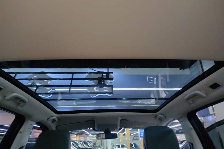 Used Land Rover Discovery Sport 2018 240 PS PURE Edition
