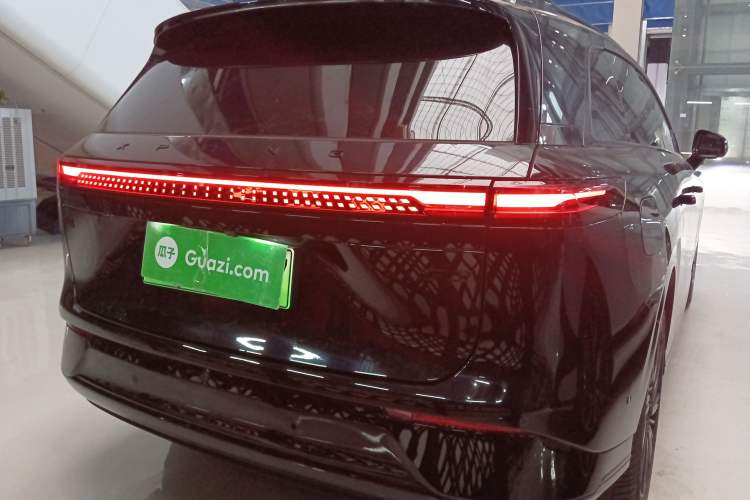 Used XPeng G9 2025 625 Long-Range Max
