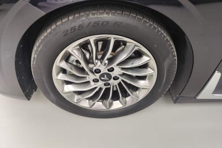 Used VOYAH Dream 2024 PHEV Ultra-Long Range Flagship Edition