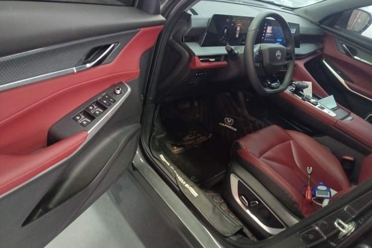 Used Changan CS75 PLUS 2022 2nd Generation 1.5T Automatic Prestige Version
