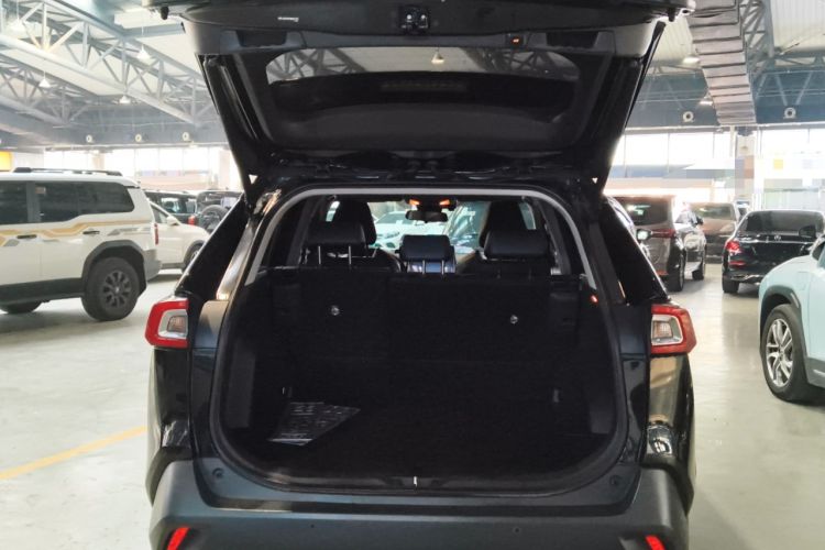 Used Toyota Wildlander 2021 Dual-Engine 2.5L E-CVT Two-Wheel Drive Luxury Edition
